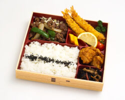 牛カルビフライ弁当 1,400円(税込)
