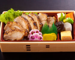 丹波地鶏重弁当 1,400円(税込)